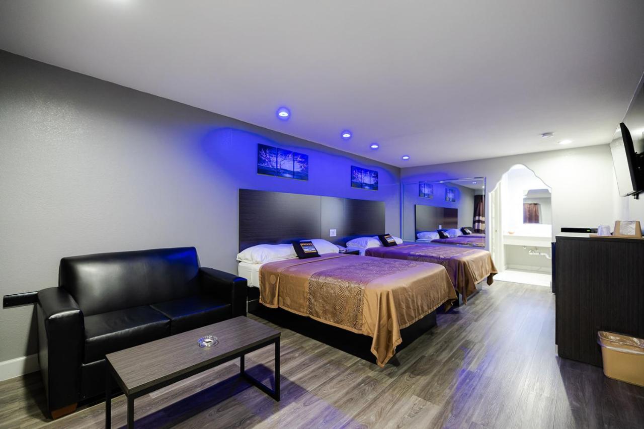 Downtowner Inns - Houston Downtown & Convention Center Экстерьер фото