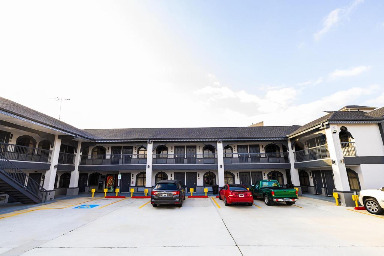 Downtowner Inns - Houston Downtown & Convention Center Экстерьер фото